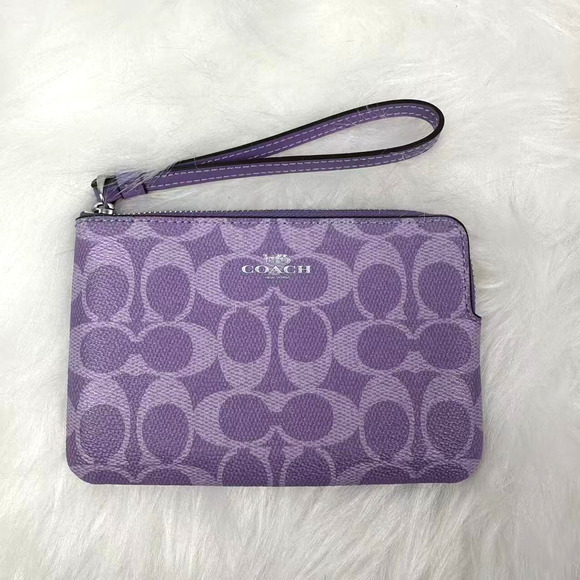 Coach Corner Zip Wristlet In Signature Canvas CAQ75 In Silver/Iris Purple NWT - Picture 1 of 5